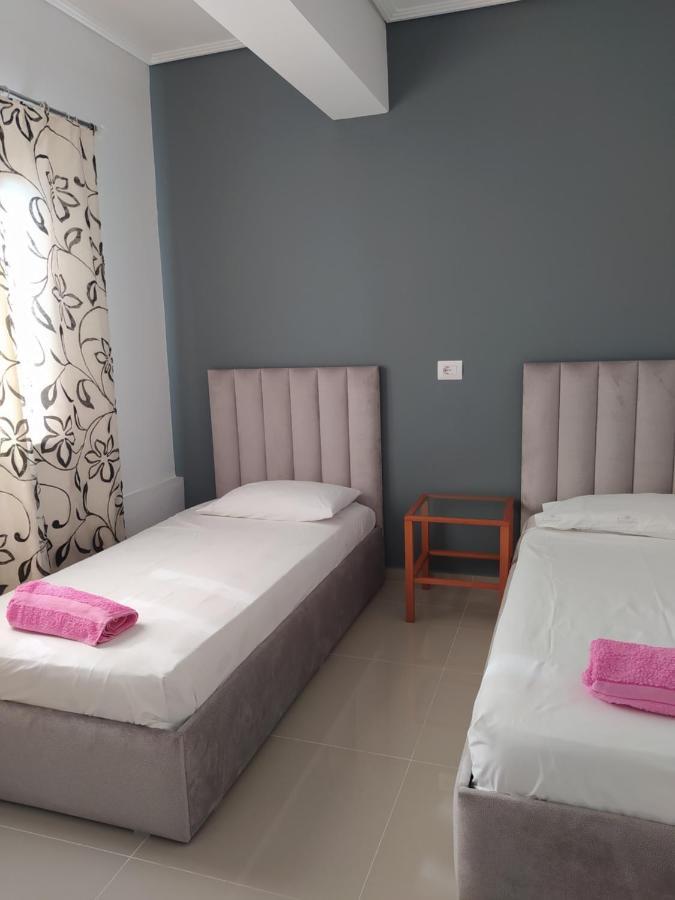 Hotel Elisabet Sarandë 외부 사진