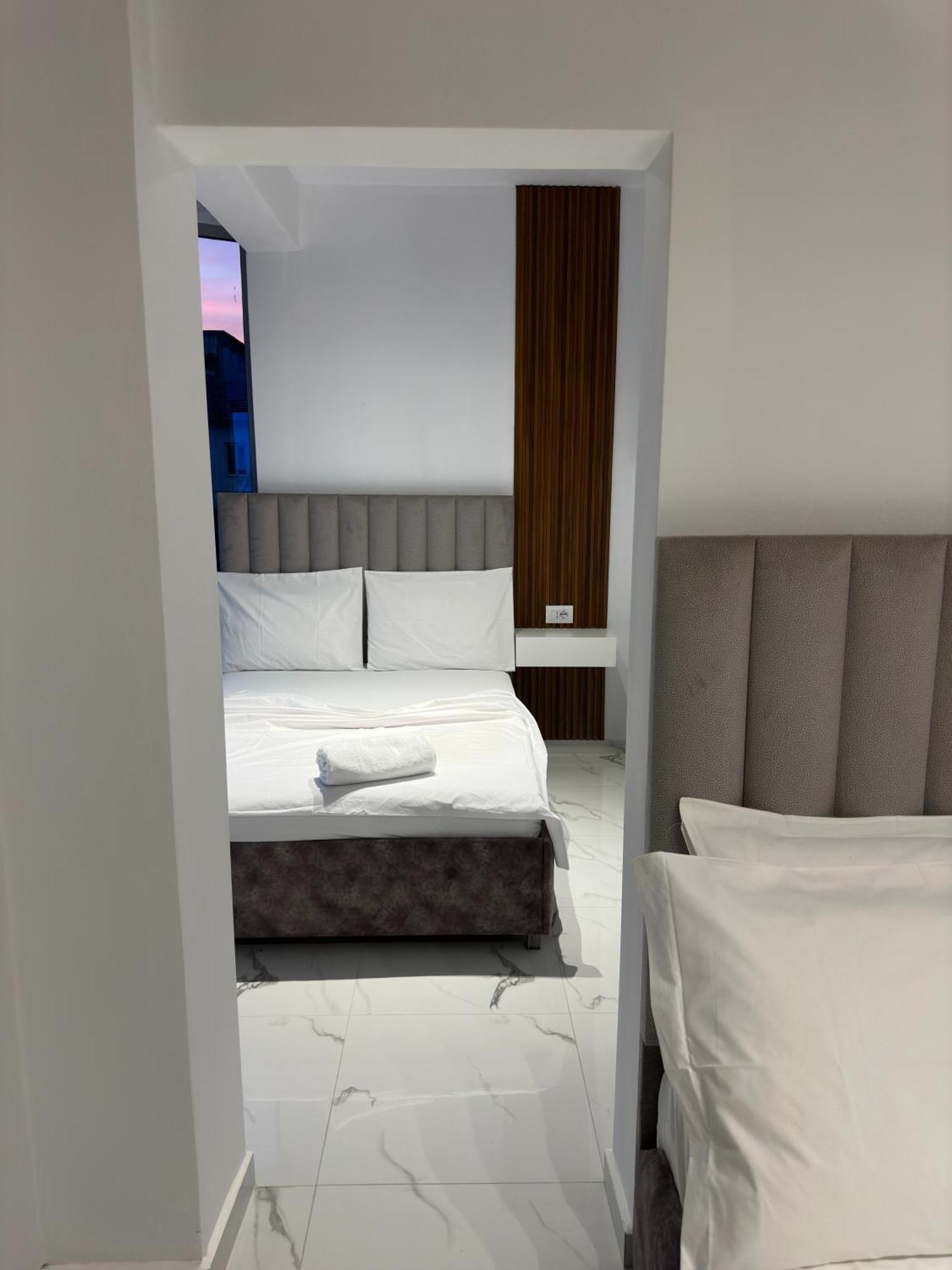 Hotel Elisabet Sarandë 외부 사진