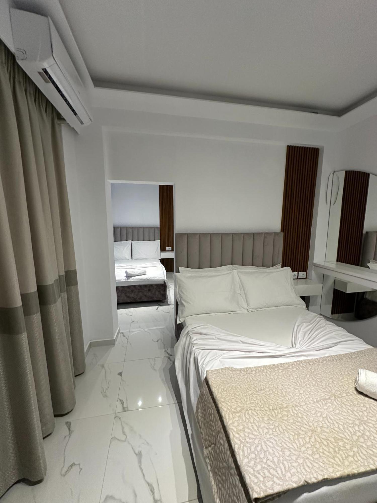 Hotel Elisabet Sarandë 외부 사진