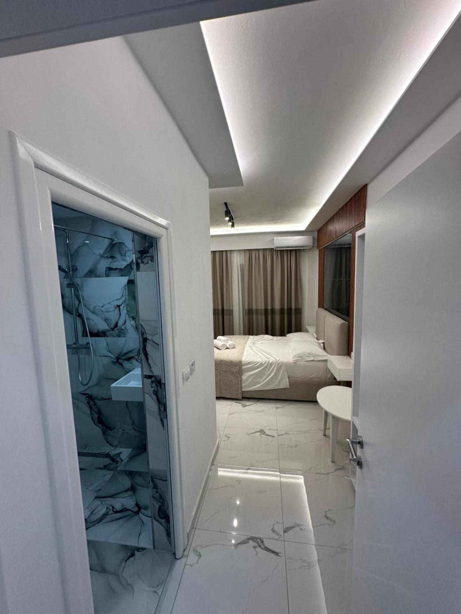 Hotel Elisabet Sarandë 외부 사진