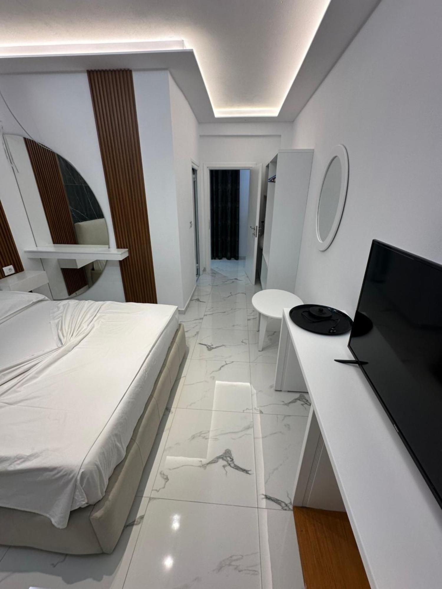 Hotel Elisabet Sarandë 외부 사진