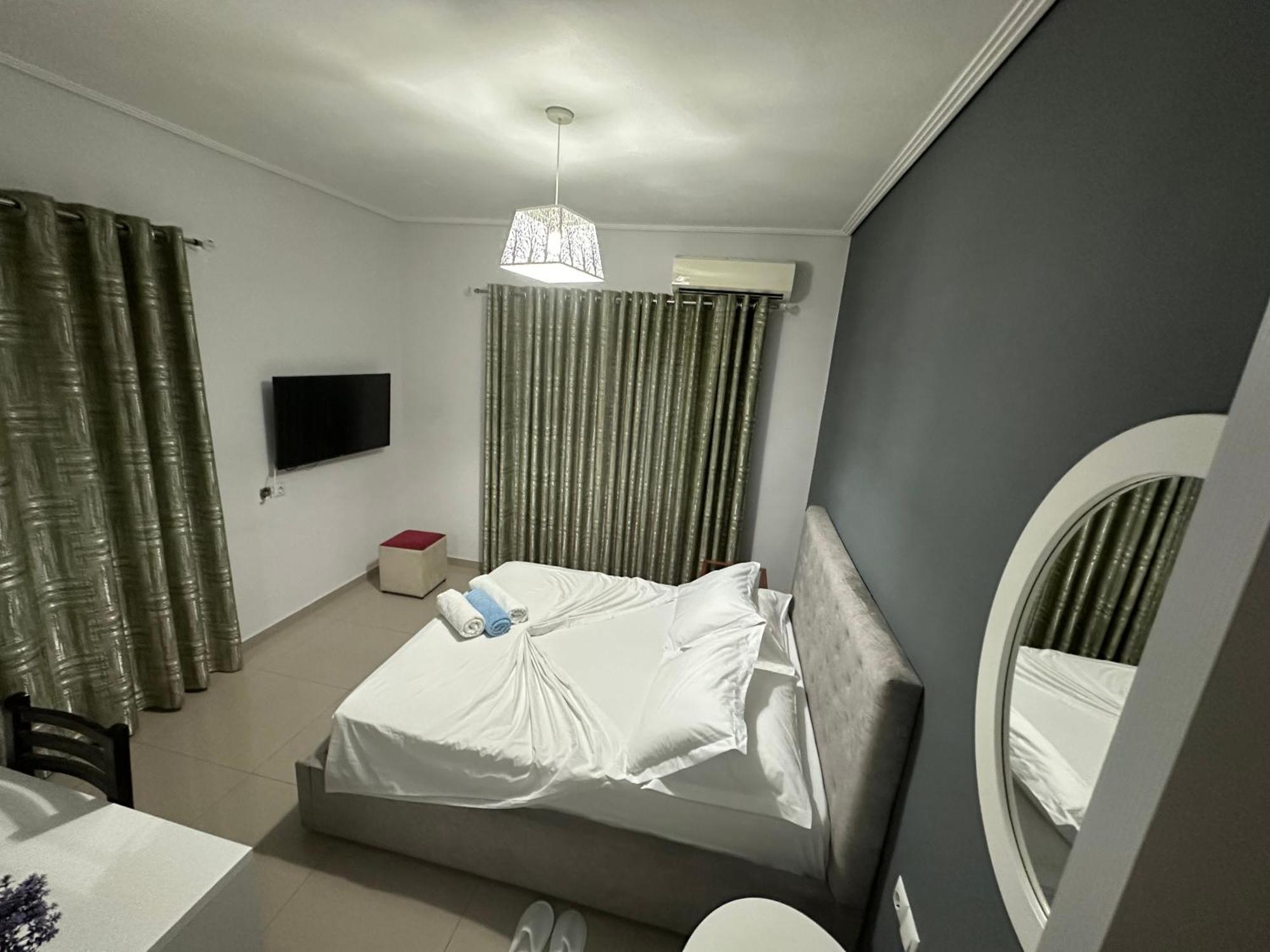 Hotel Elisabet Sarandë 외부 사진