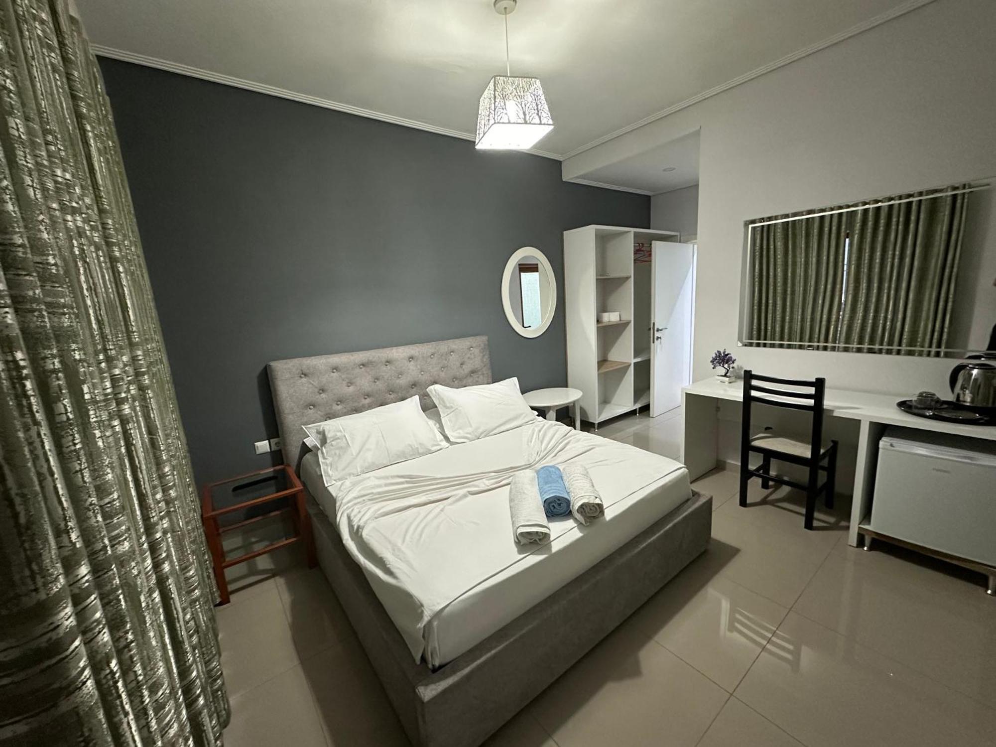 Hotel Elisabet Sarandë 외부 사진