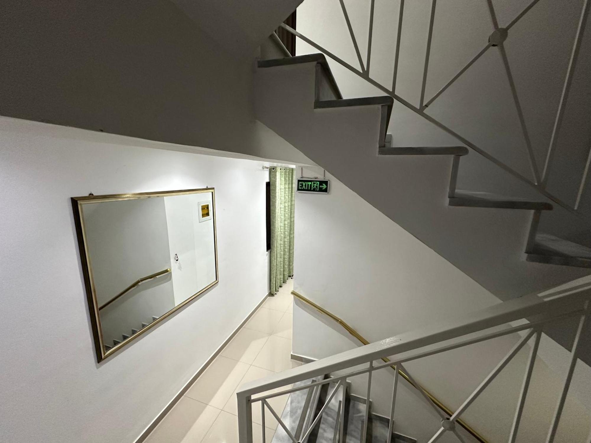 Hotel Elisabet Sarandë 외부 사진