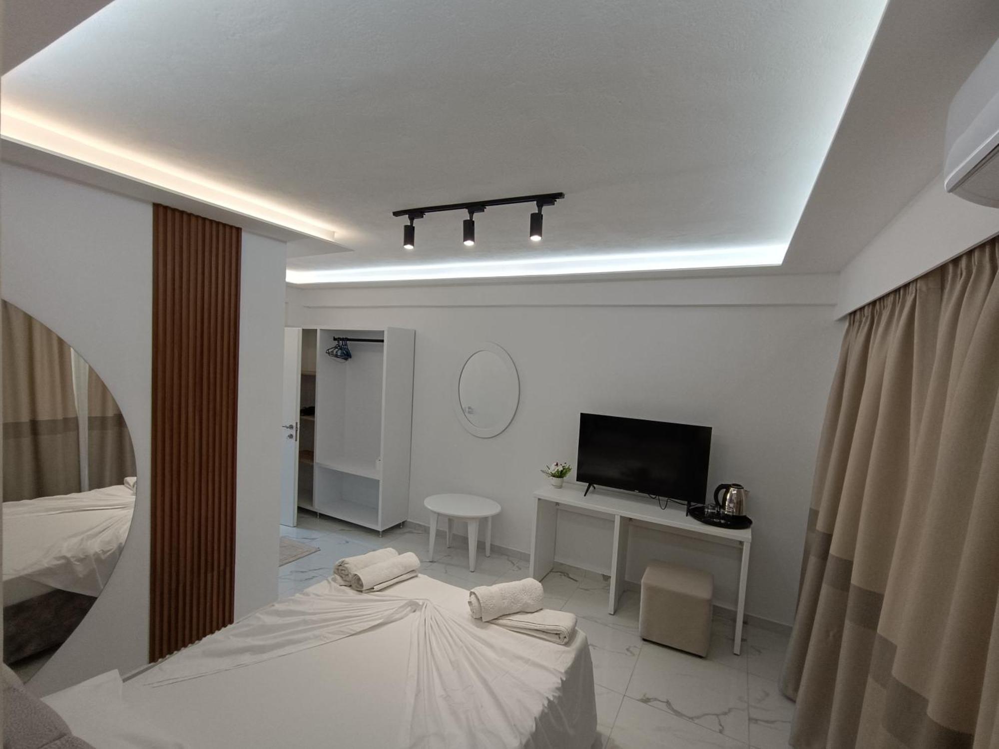Hotel Elisabet Sarandë 외부 사진