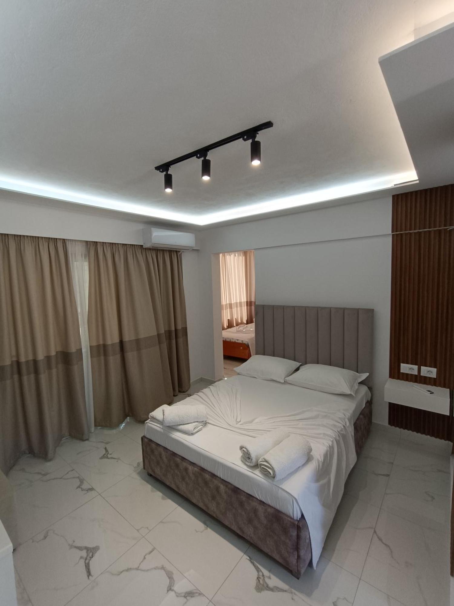 Hotel Elisabet Sarandë 외부 사진