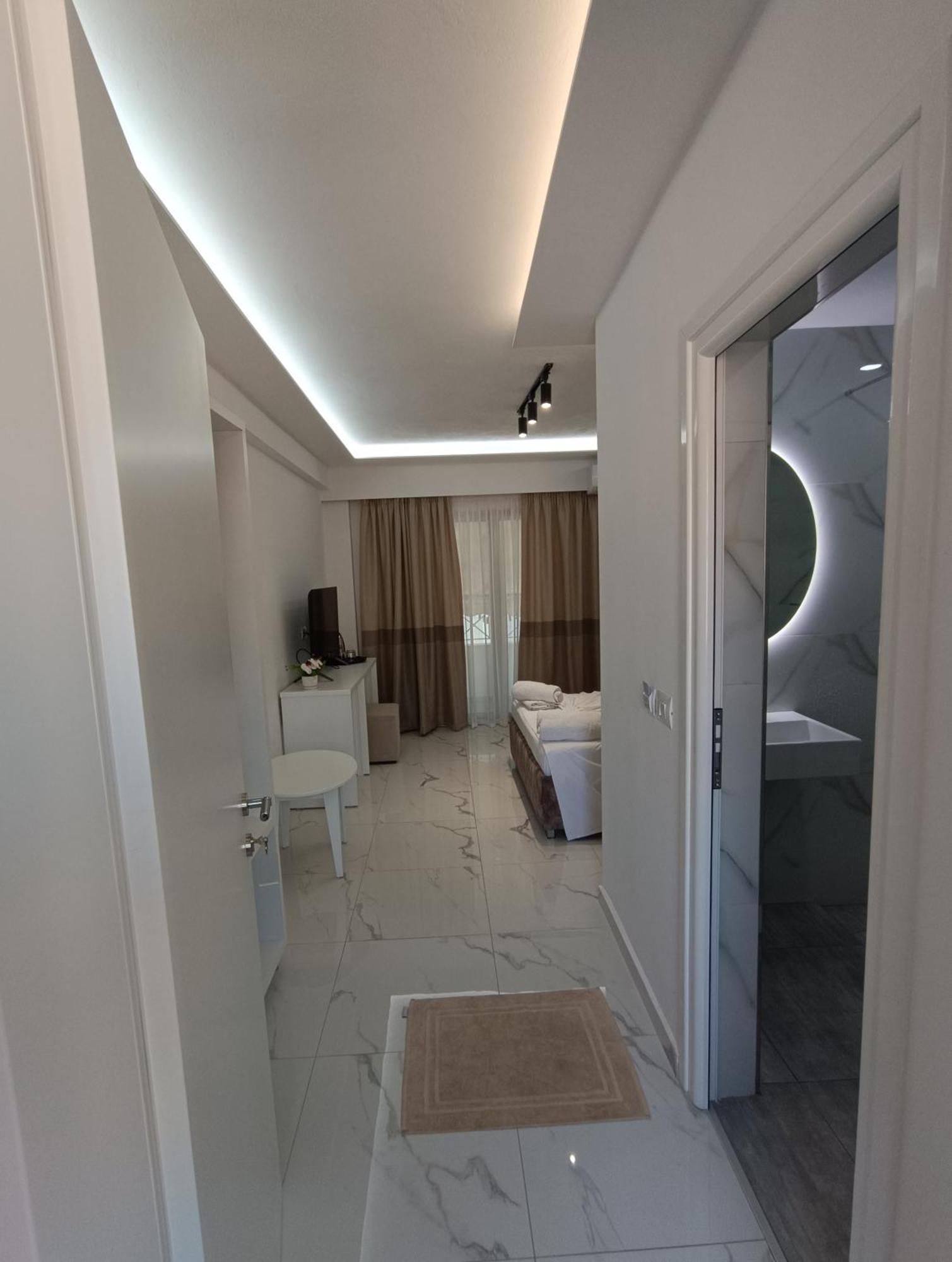 Hotel Elisabet Sarandë 외부 사진